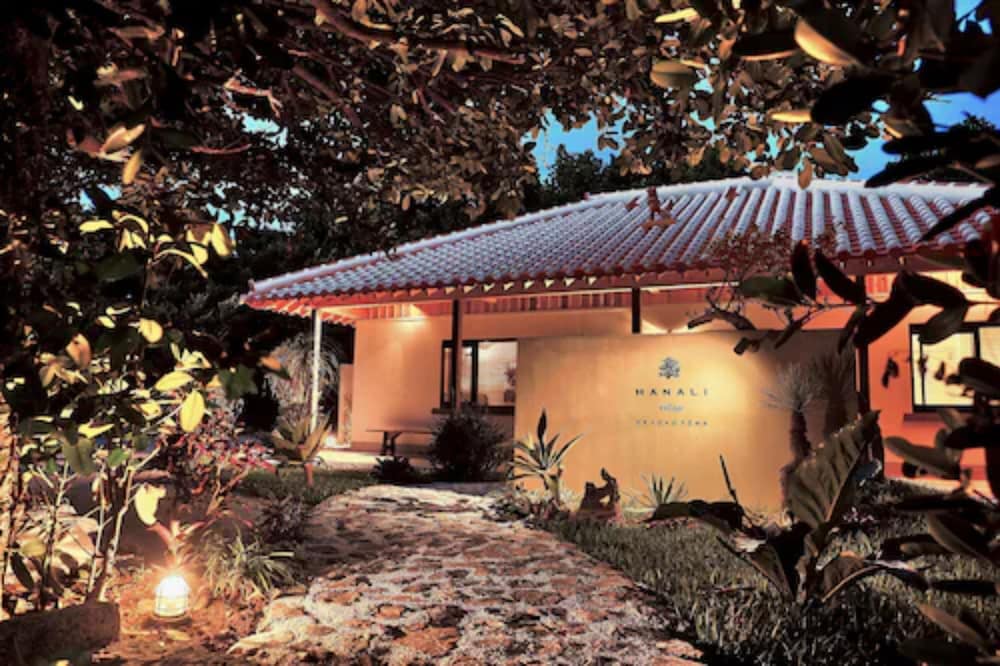 Hotel Adan Resort Hanali Village Sesokojima