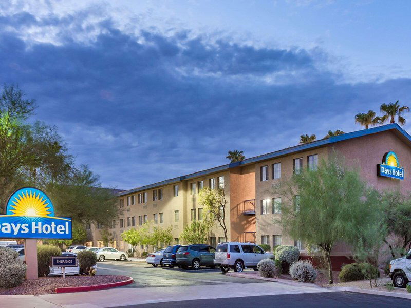 Hotel Days Hotel By Wyndham Mesa Near Phoenix