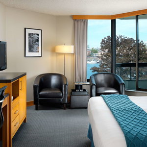 Hotel Inn At Laurel Point cazare Victoria