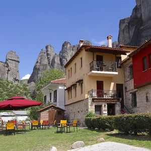 Hotel Archontiko Mesohori cazare Kalampaka