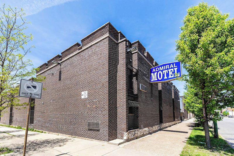 Hotel Admiral Motel By Oyo Chicago I-94