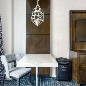 Hotel Sofitel Chicago Magnificent Mile cazare Chicago