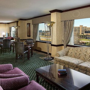 Hotel Doubletree By Hilton Lisle Naperville cazare Lisle