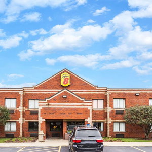 Hotel Super 8 By Wyndham Elgin cazare Elgin