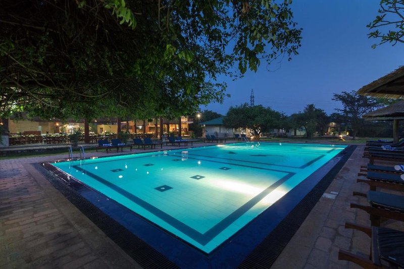Camellia Resort And Spa