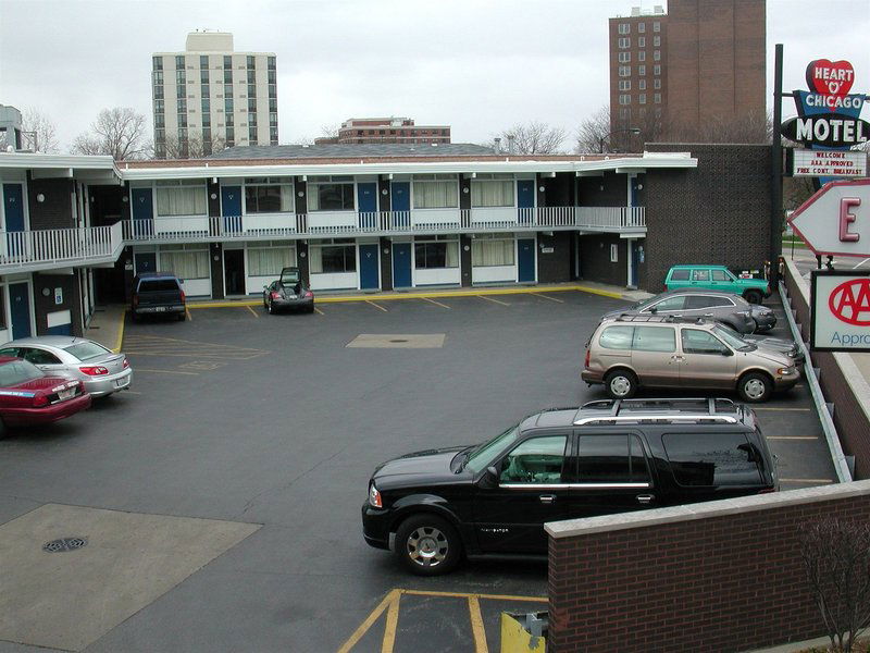 Hotel Heart O' Chicago