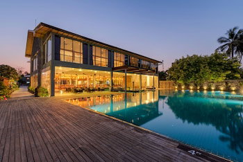 Hotel Arie Lagoon