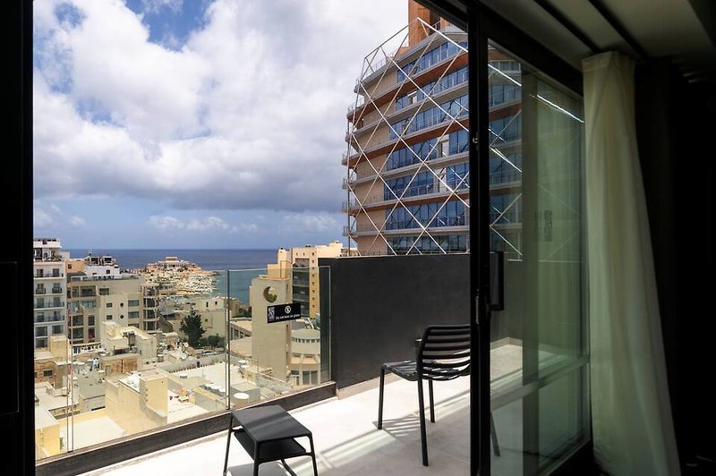 Onyx Hotel