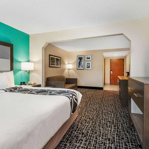 Hotel La Quinta Inn & Suites By Wyndham Batavia cazare Batavia