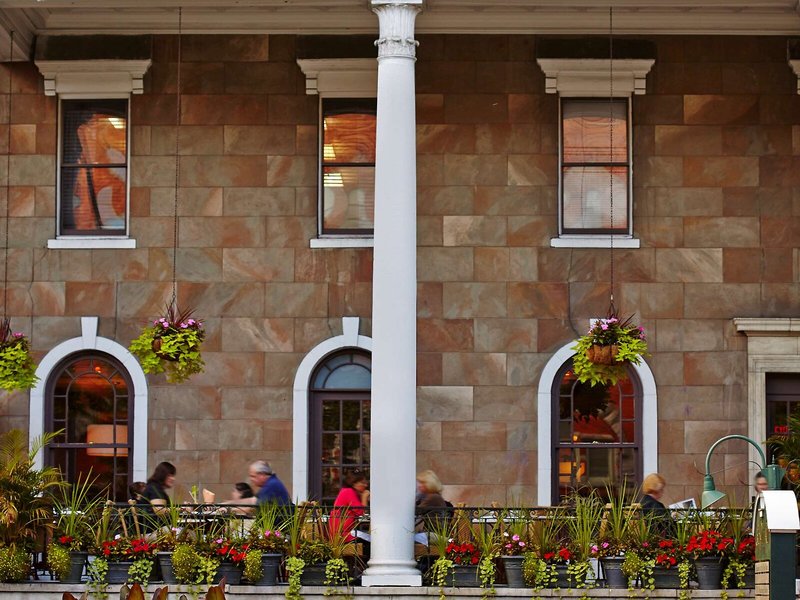 The Saratoga Hilton
