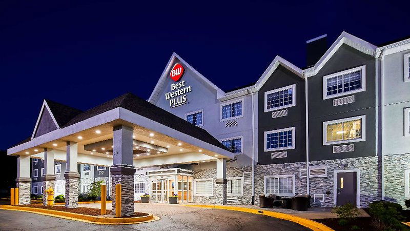 Hotel Country Inn & Suites By Radisson, Bolingbrook, I-55