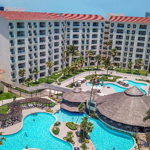 Hotel Emporio Cancun cazare Cancun