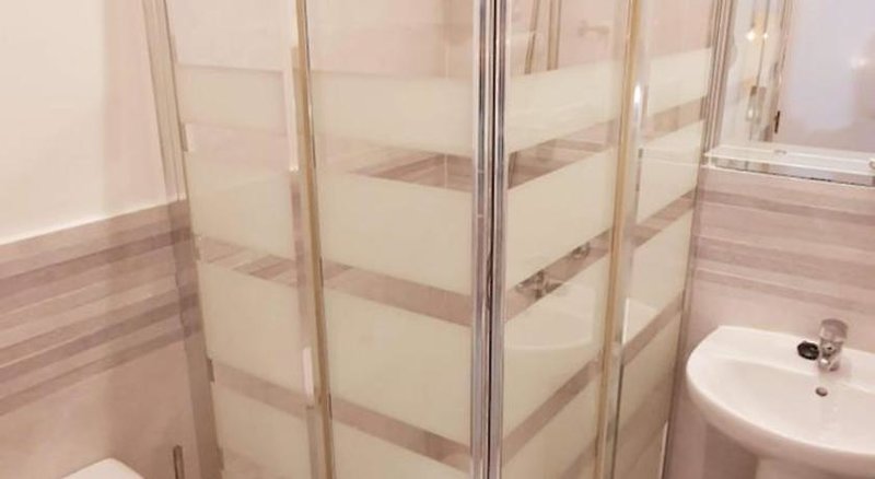 Hotel Fan Suites Duquesa