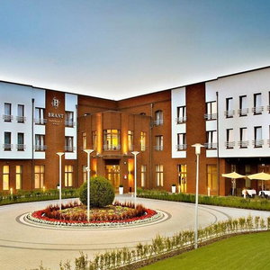 Hotel Mercure Wiazowna Brant cazare Wiazowna