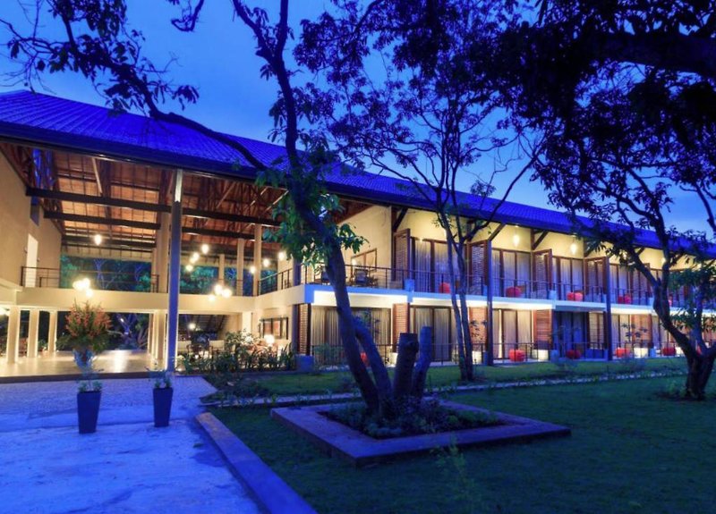 Hotel Sigiriana Resort By Thilanka