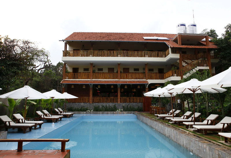 Hotel Bauhinia Resort & Spa