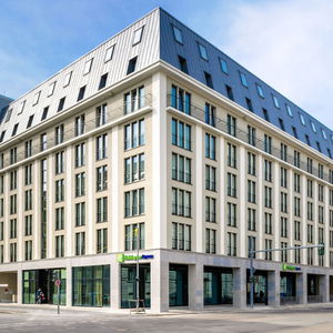 Hotel Holiday Inn Express Berlin - Alexanderplatz cazare Berlin