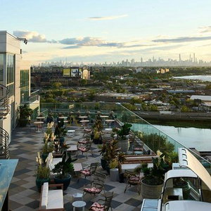 Hotel Renaissance New York Flushing Hotel At Tangram cazare Flushing
