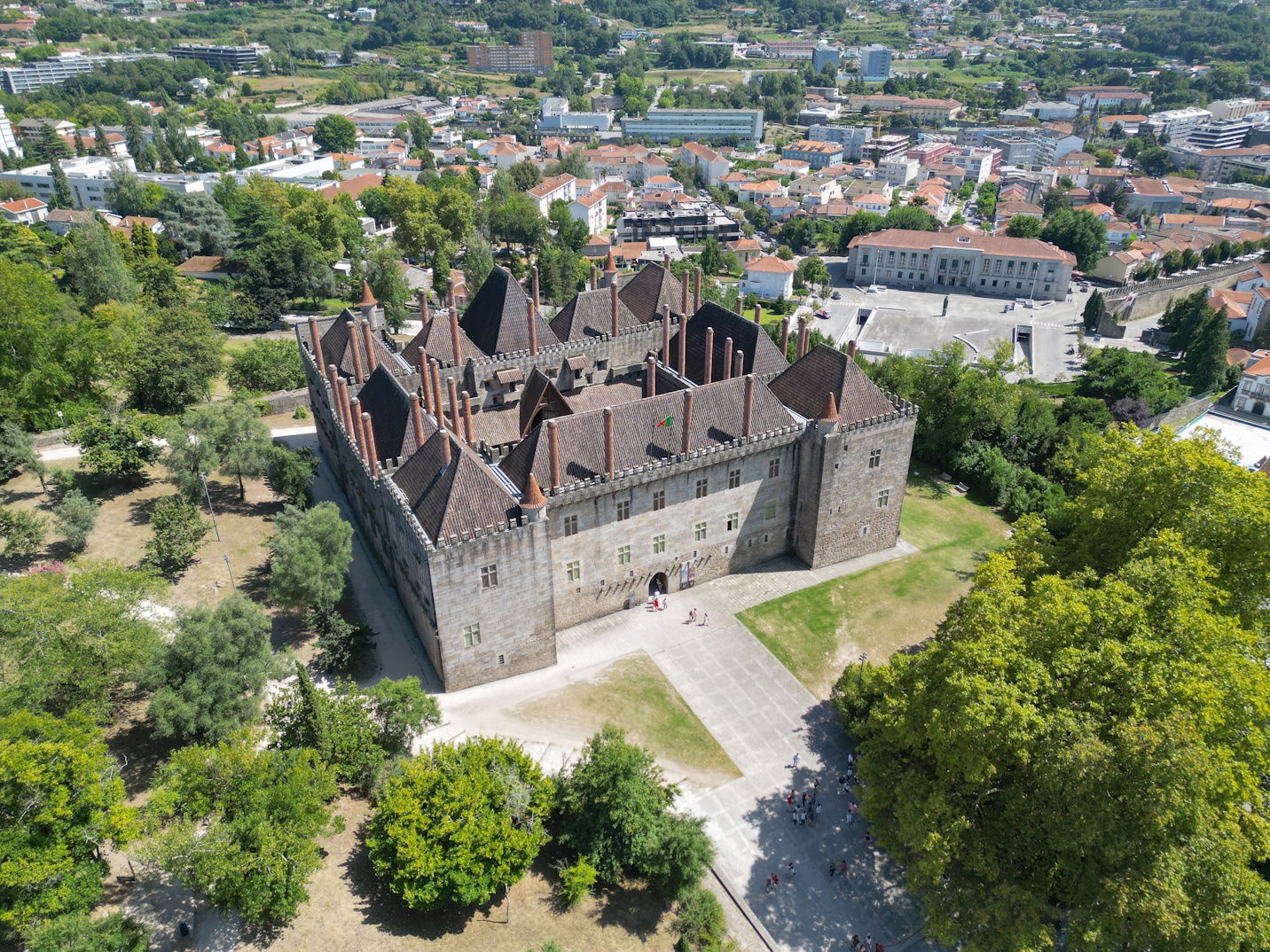 Oferte excursii si circuite Guimaraes, Braga, Portugalia iarna 2025