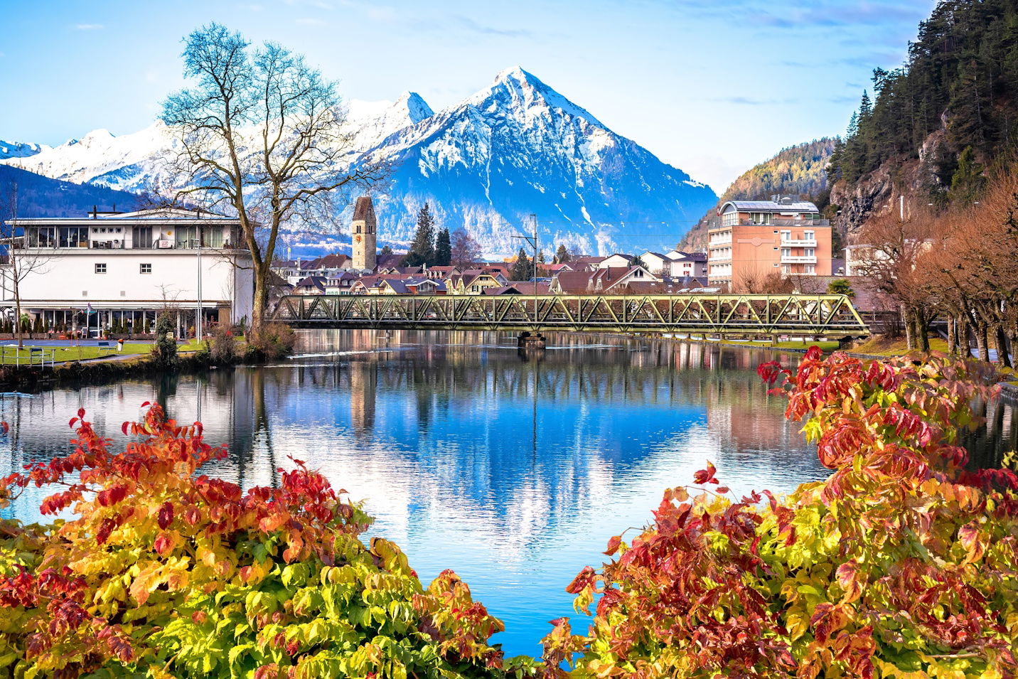 Oferte Cazare in Interlaken ✔️ Hoteluri in Alpii Elvetieni