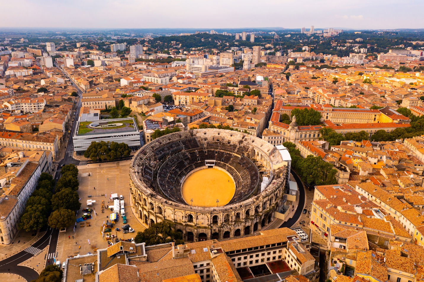 Oferte excursii si circuite Nimes, Provence, Franța iarna 2025