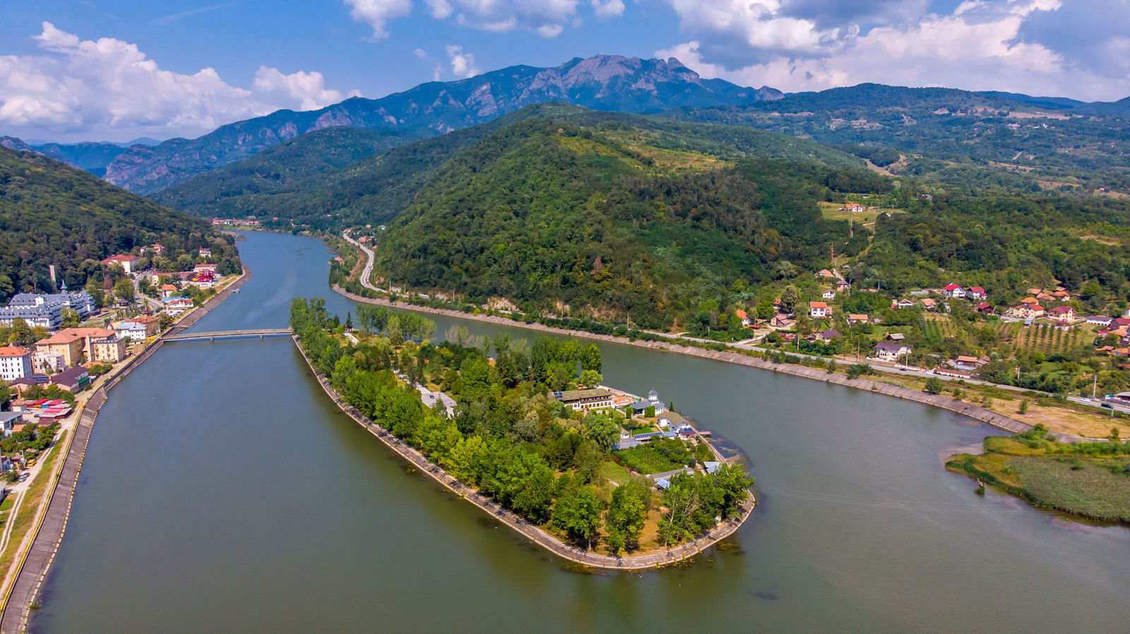 Cazare Calimanesti-Caciulata