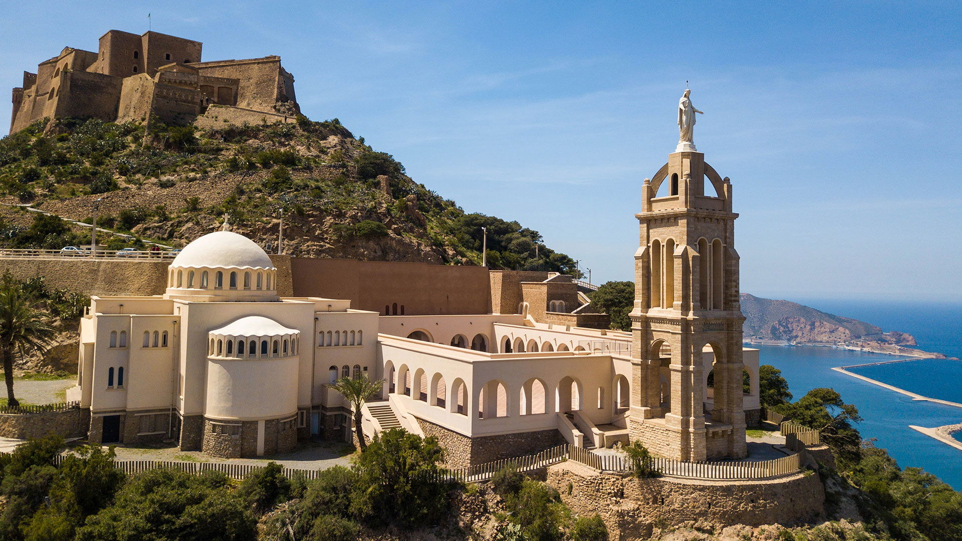 Oferte Vacante Oran, Algeria 2025 - 2026 - Cazare, Sejururi, Circuite