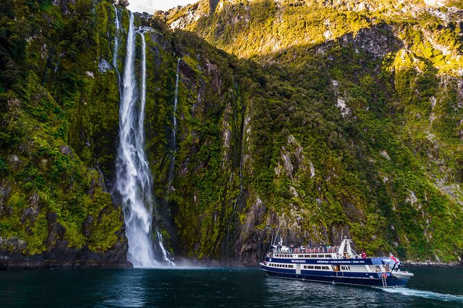 Milford Sound, Noua Zeelanda (pe mare)