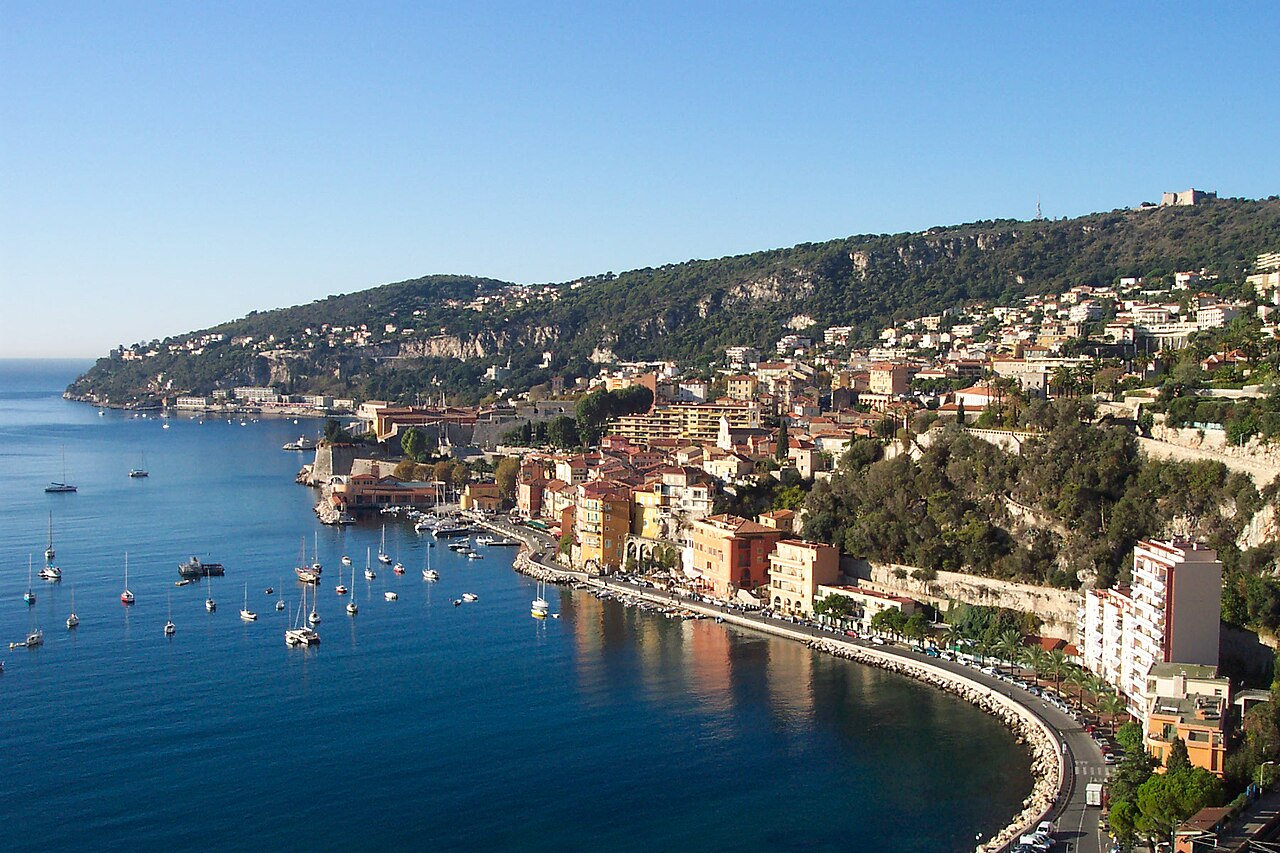 Nisa (Villefranche), Franta
