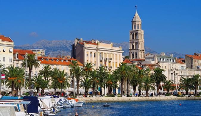 Excursie Circuit split