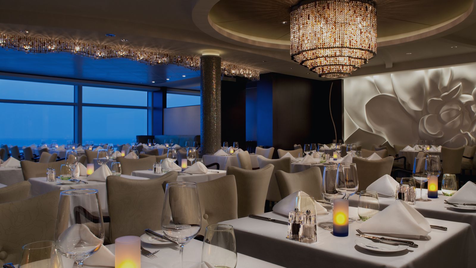 Excursie Circuit celebrity-reflection